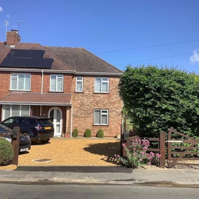 Cotswold Edge Guest Suite With Broadway Hill View Badsey المظهر الخارجي الصورة
